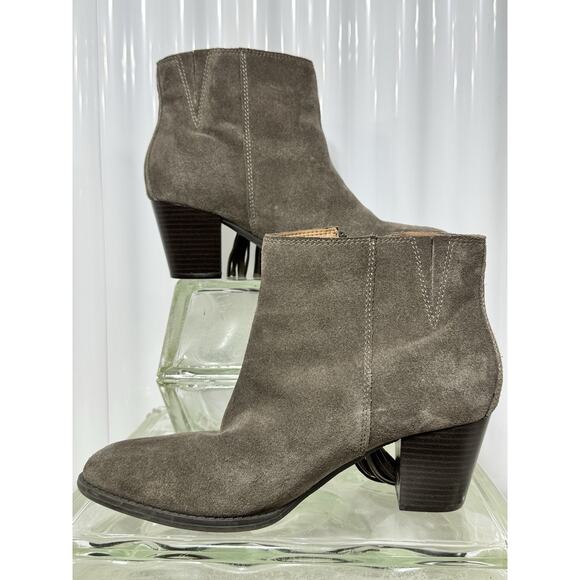 Vionic Madeline Booties 8M Taupe Suede Block Heel Ankle Boots Side Zip - Picture 1 of 6